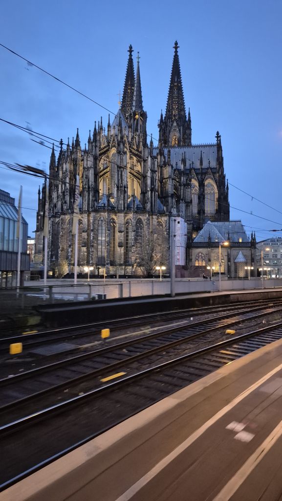 Blick aus dem AKE-RHEINGOLD 1